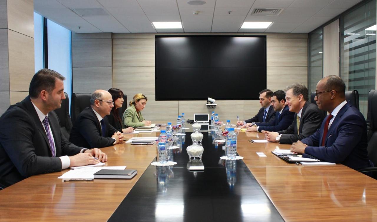 Джордж Кент: Азербайджан играет важную роль в диверсификации энергетических источников и маршрутов