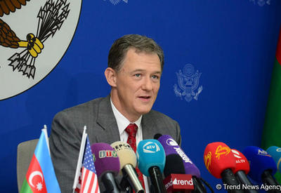 Джордж Кент: США высоко ценят вклад Азербайджана в обеспечение безопасности в Афганистане