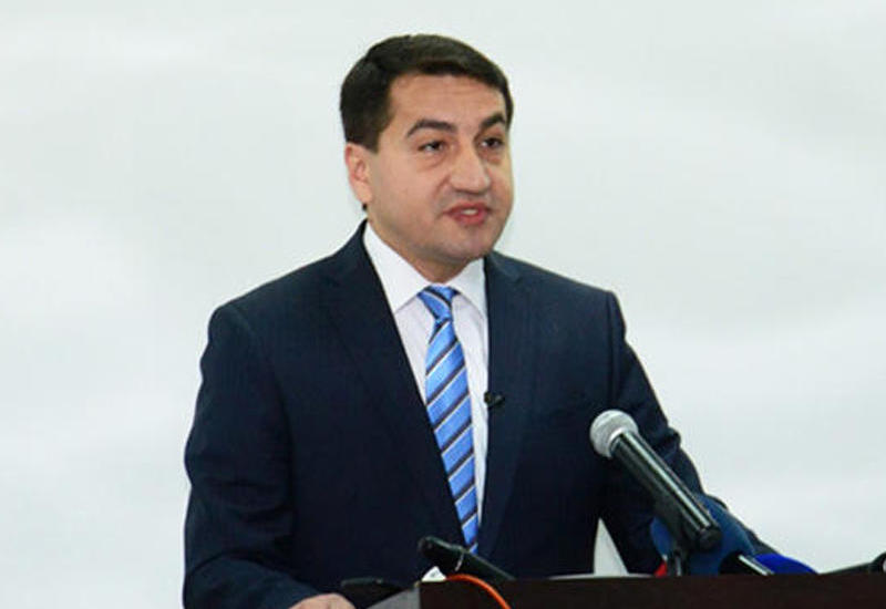 Хикмет Гаджиев: Армения старается отрицать существование азербайджанской общины Карабаха