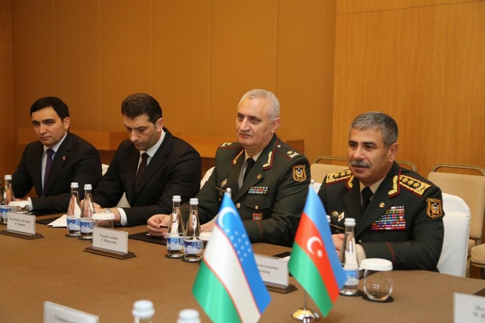 Азербайджан и Узбекистан подписали План двустороннего военного сотрудничества