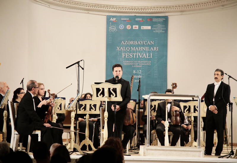 В Баку состоялось закрытие Фестиваля народных песен