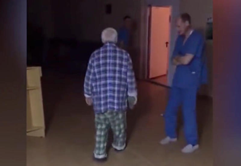 В России главврача уволили после видео с издевательствами над пациентом