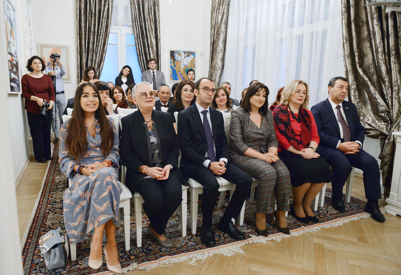 Вице-президент Фонда Гейдара Алиева Лейла Алиева приняла участие в презентации книги "По следам одной жизни"