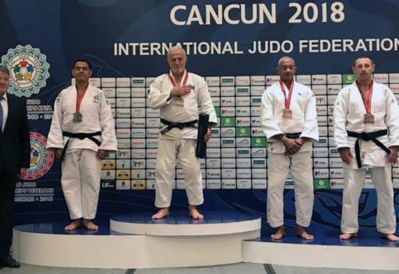 Азербайджанский ветеран дзюдо стал восьмикратным чемпионом мира