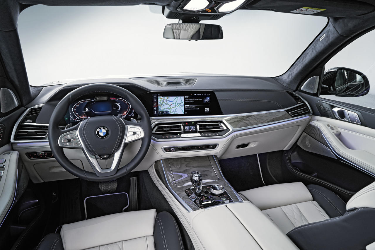 Новый внедорожник BMW X7
