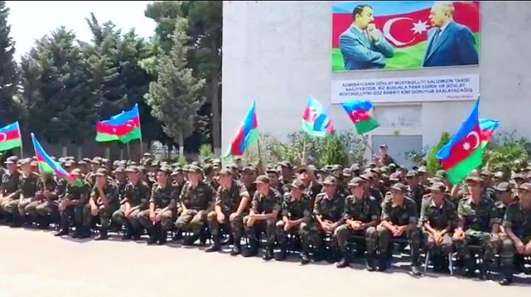В Баку для военнослужащих проведен концерт в честь Дня государственной независимости