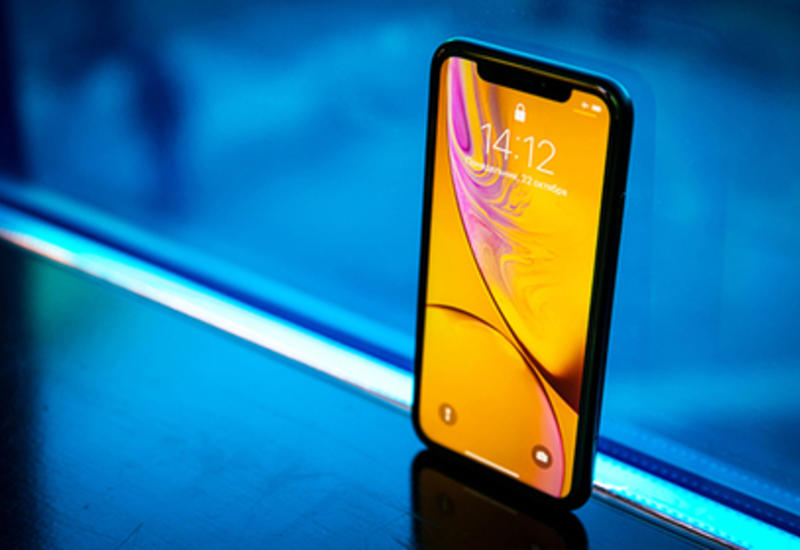На что способен самый дешевый телефон Apple: обзор iPhone Xr