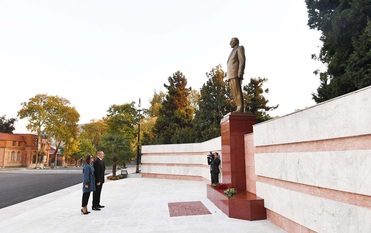 Поездка Президента Ильхама Алиева и Первой леди Мехрибан Алиевой в Гахский район