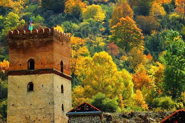 Буйство красок: 6 лучших осенних пейзажей Азербайджана