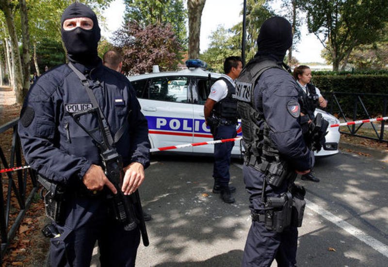 Во Франции полиция оцепила больницу из-за угрозы взрыва