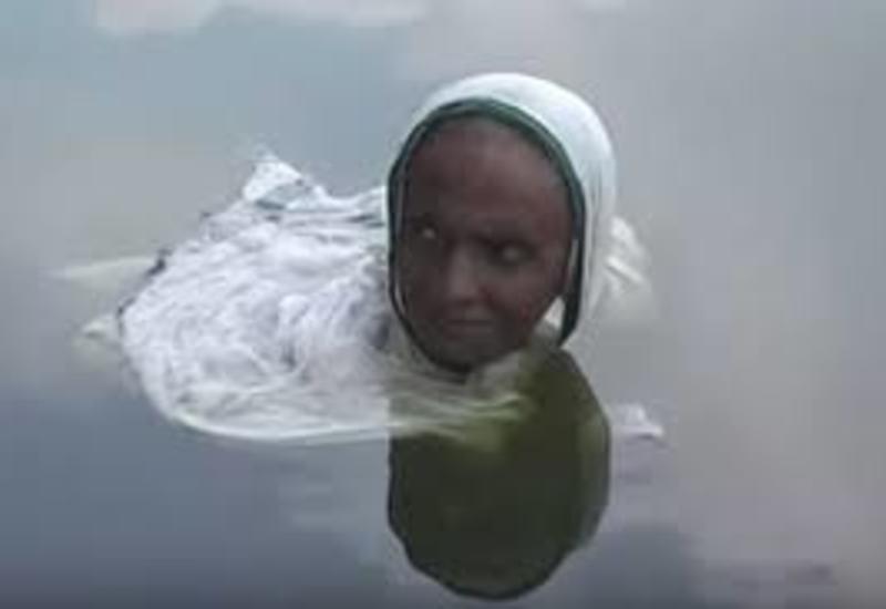 Viral Putri Duyung India Habiskan 14 Jam Berenang Di Danau Setiap Hari Okezone Lifestyle