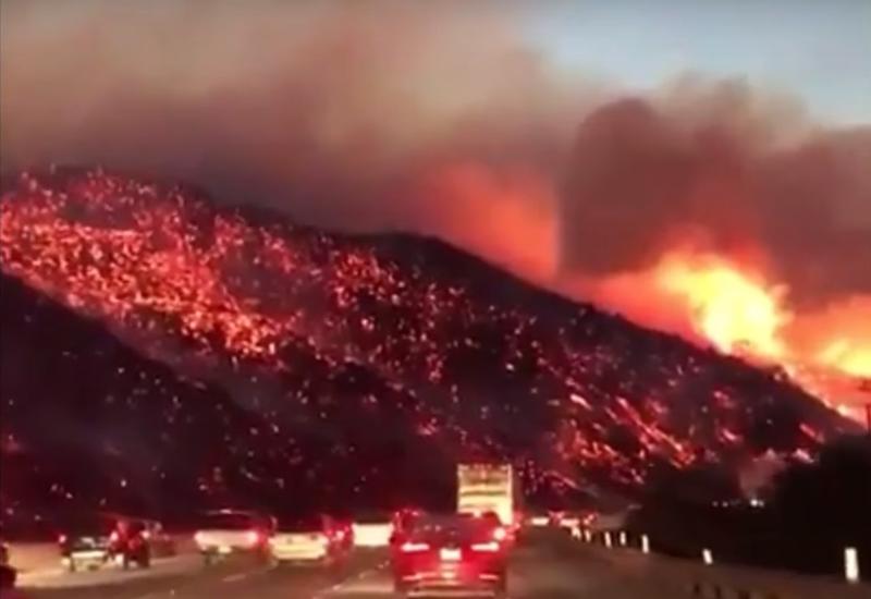 Число жертв пожаров в Калифорнии увеличилось до 66 человек