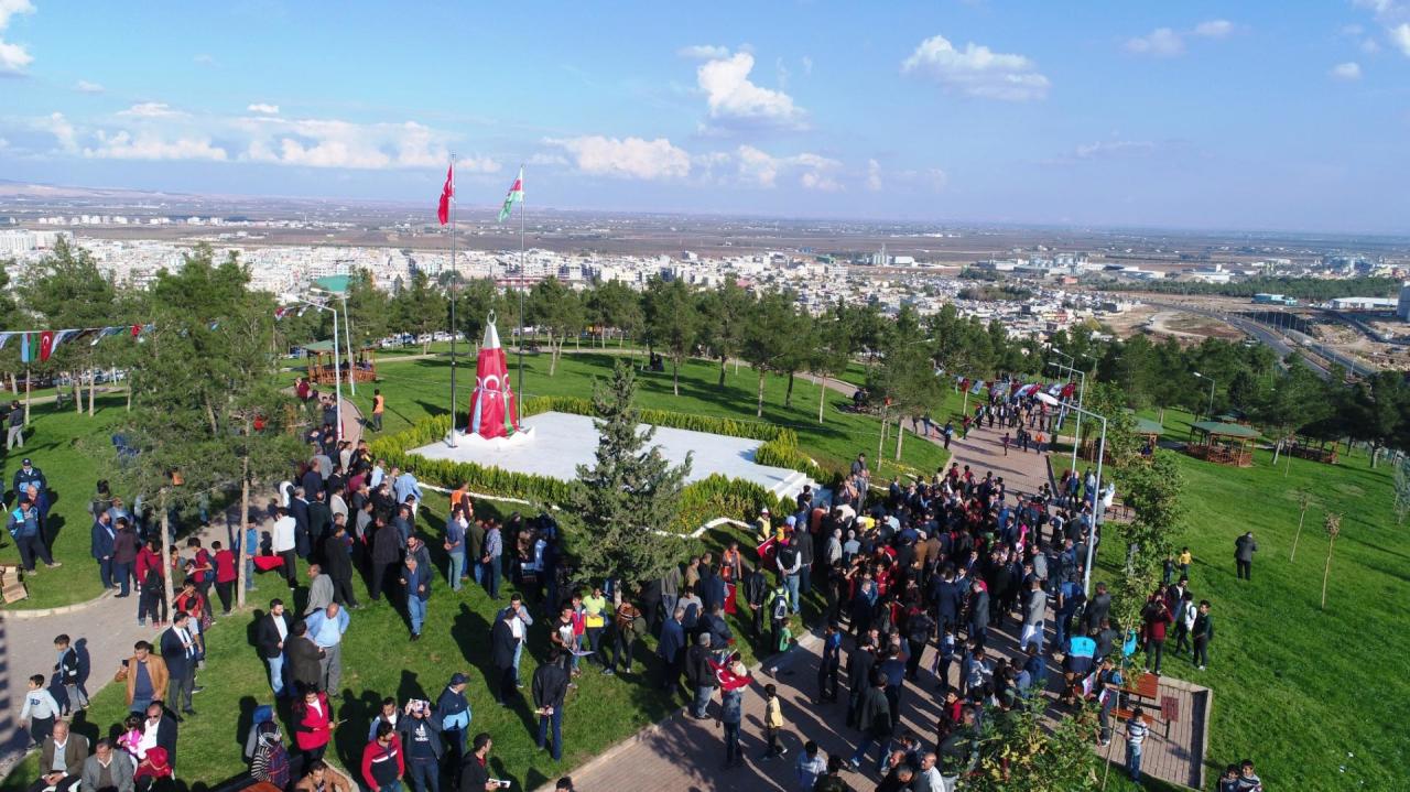 В Турции открыли еще один памятник жертвам Ходжалы