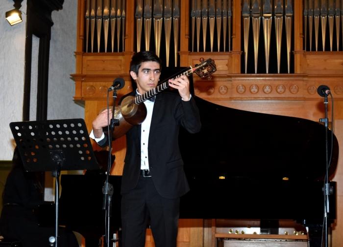 В Баку состоялся концерт, посвященный Дню национального возрождения Азербайджана