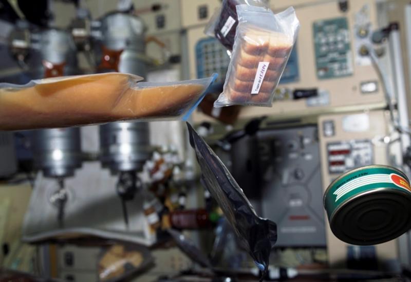 Как питаются космонавты на орбите