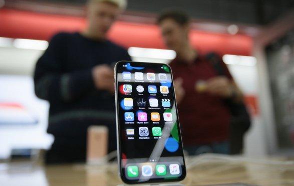 Apple возобновила продажу предыдущей модели iPhone