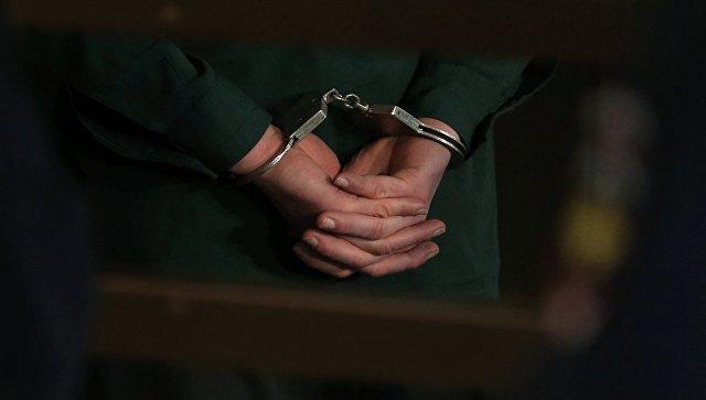 В России оштрафовали влюбленную в подсудимого присяжную