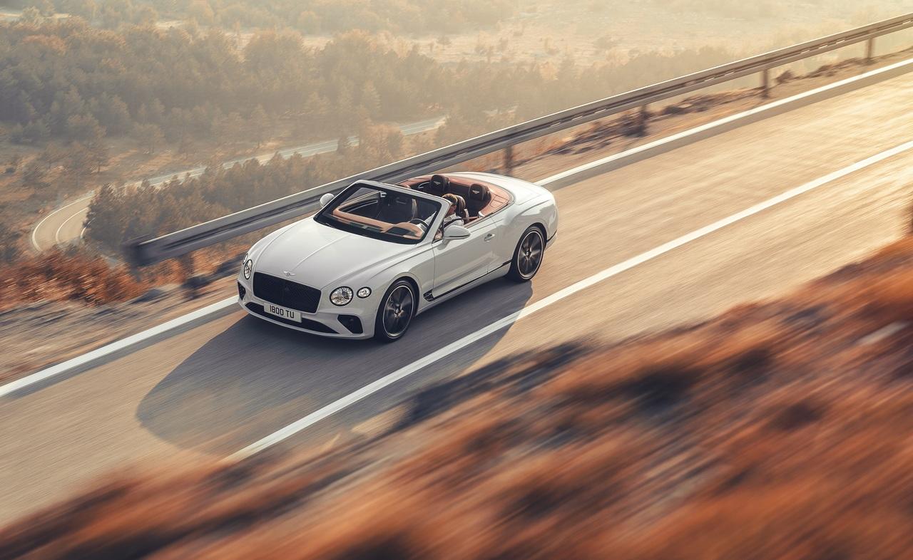 Новый Bentley Continental GT с твидовой крышей