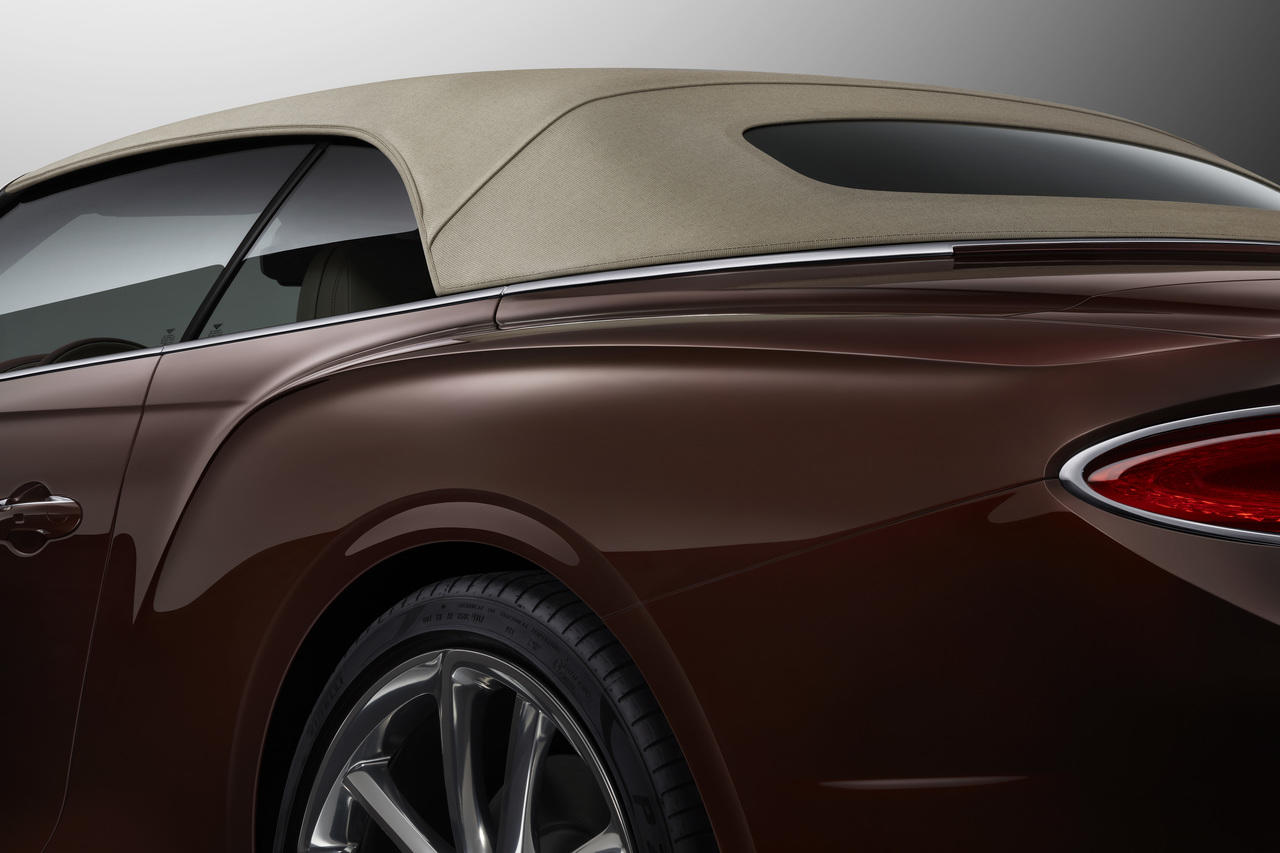 Новый Bentley Continental GT с твидовой крышей