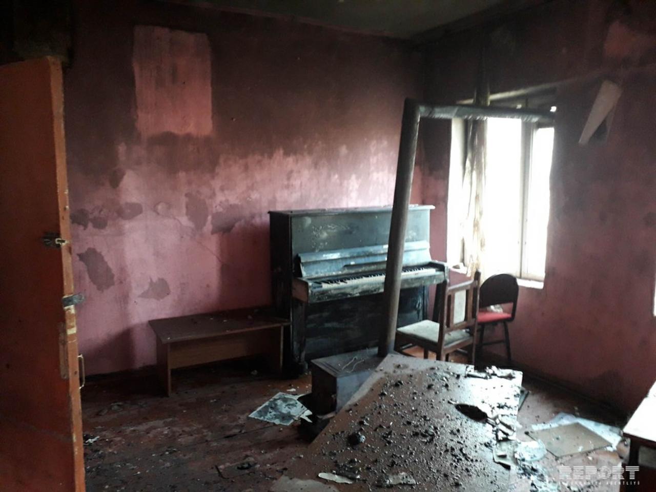 В музыкальной школе в Азербайджане произошел сильный пожар