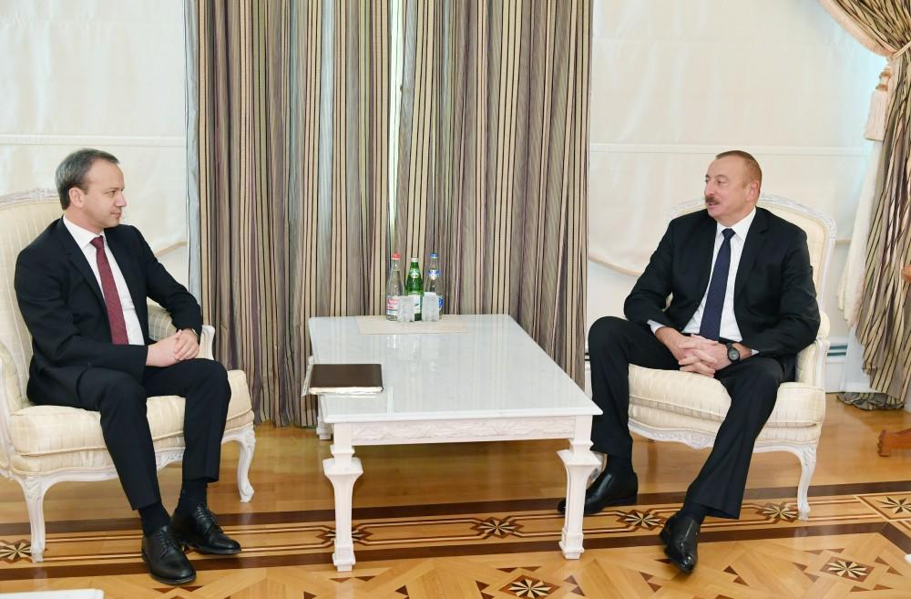 Президент Ильхам Алиев принял главу Международной шахматной федерации