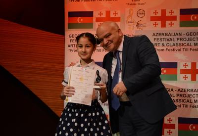 В Центре мугама наградили победителей конкурса “Future Stars 2018” <span class="color_red">- ФОТО</span>