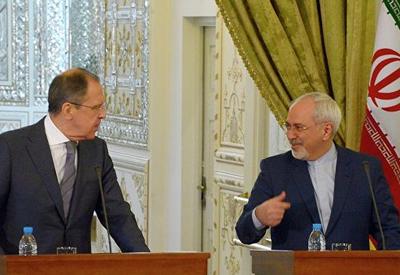 Лавров и Зариф обсудили по телефону ситуацию в Сирии