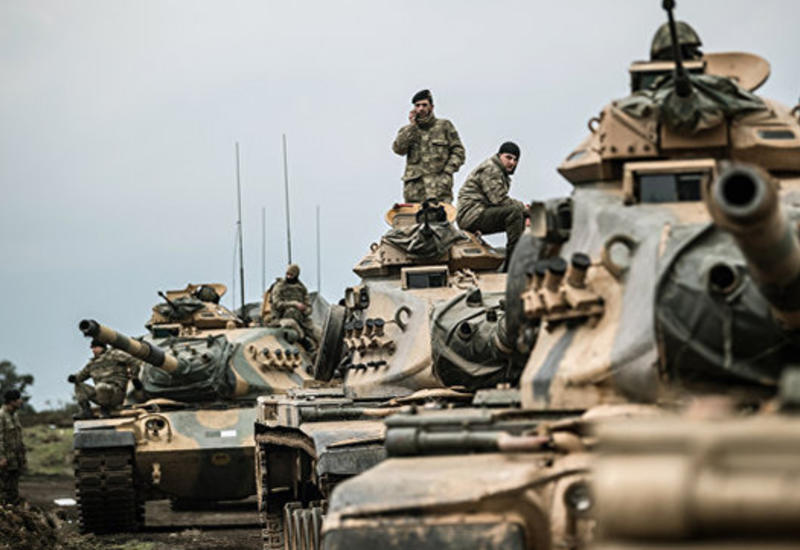 Турция стягивает военную технику к границе с Сирией