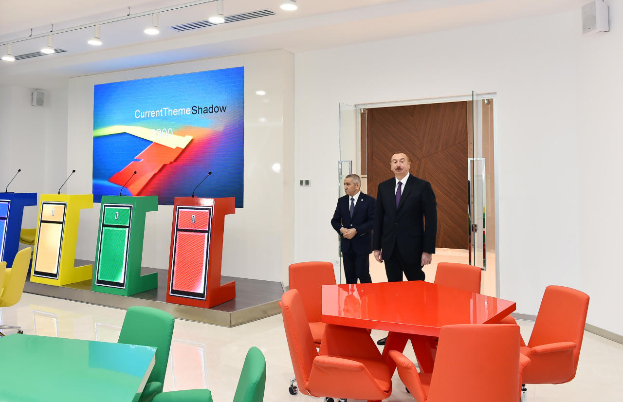 Президент Ильхам Алиев принял участие в открытии Центра молодежи в Баку