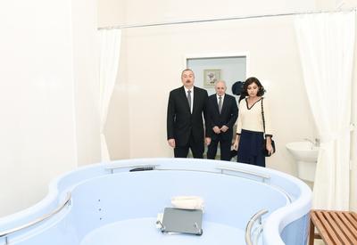 Президент Ильхам Алиев и Первая леди Мехрибан Алиева ознакомились с условиями в Научно-исследовательском институте медицинского восстановления в Баку <span class="color_red">- ФОТО</span>