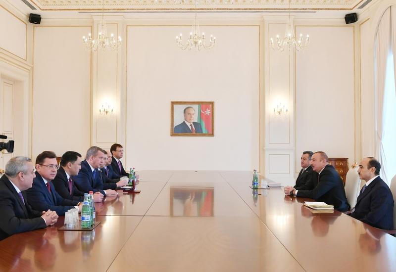 Президент Ильхам Алиев принял делегацию Астраханской области России <span class="color_red">- ФОТО</span>