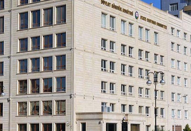В Азербайджане уволено свыше 100 сотрудников-коррупционеров таможенных органов