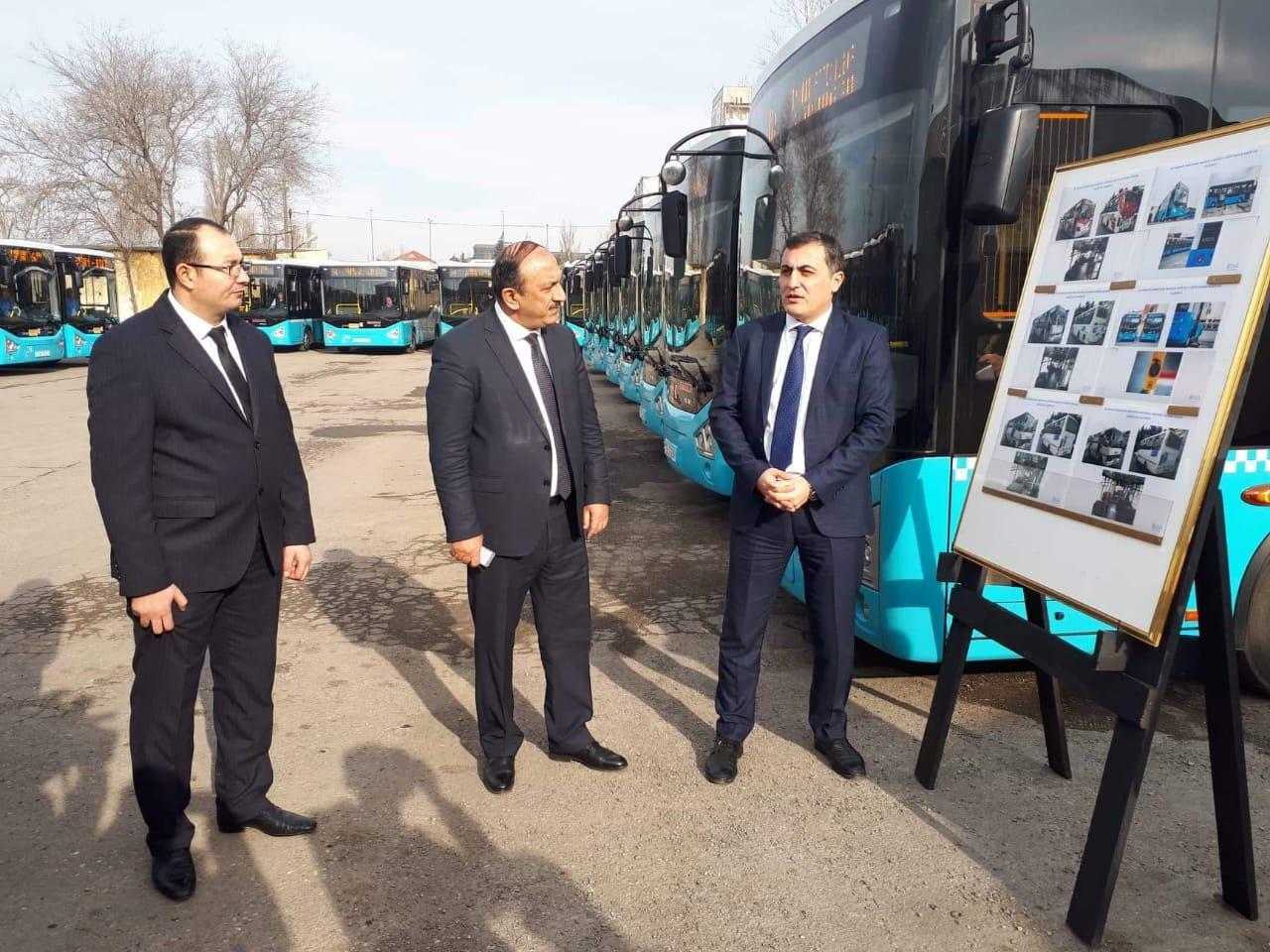 В Баку появится еще 20 новых автобусов