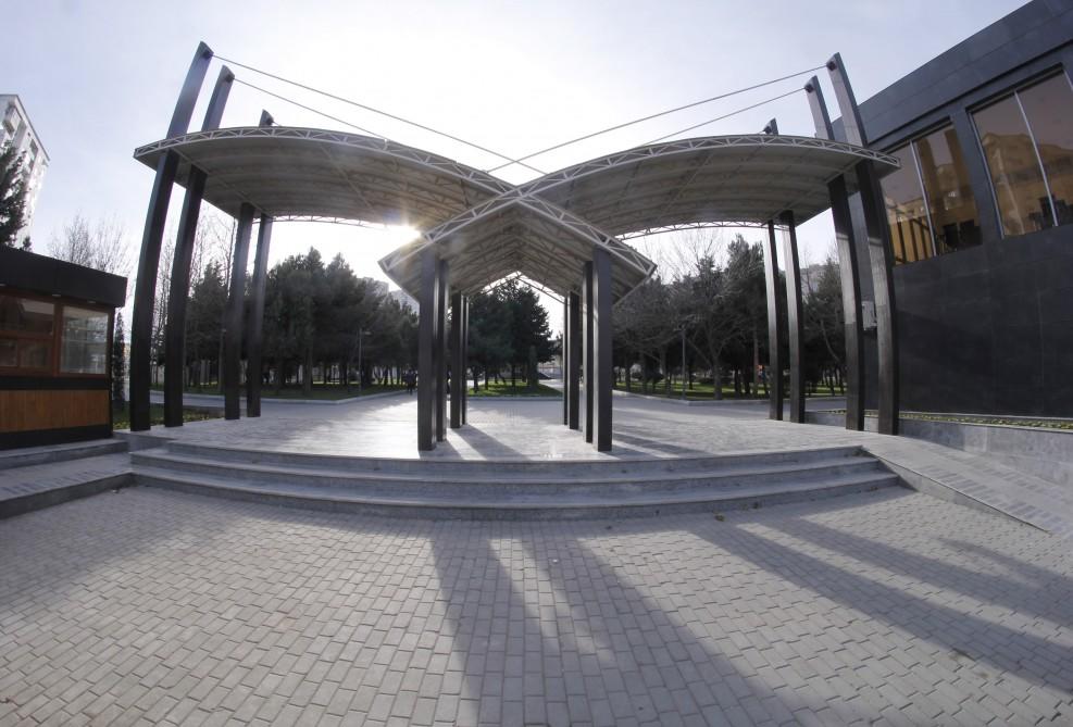 Президент Ильхам Алиев и Первая леди Мехрибан Алиева ознакомились с условиями, созданными в парке отдыха в Ясамальском районе Баку