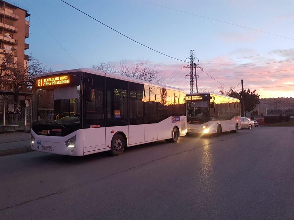 На улицах Баку появились новые автобусы