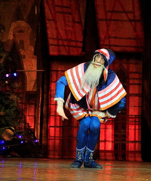 Театр оперы и балета сделал бакинцам новогодний подарок - великолепного "Щелкунчика"