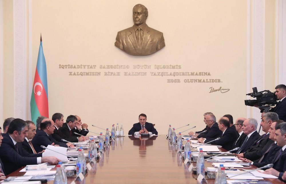 Под председательством премьер-министра Азербайджана прошло очередное заседание Кабмина