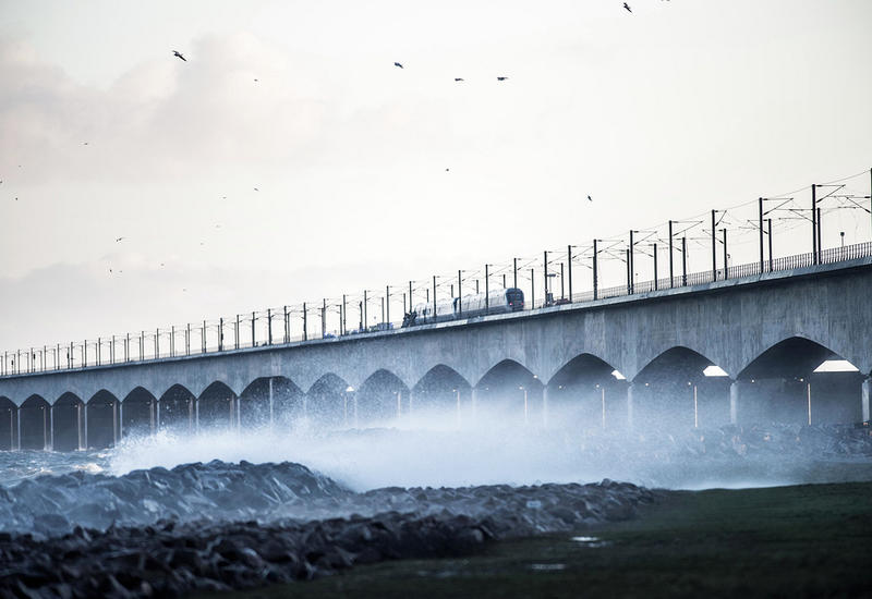 Крупная авария на железнодорожном мосту в Дании, есть жертвы