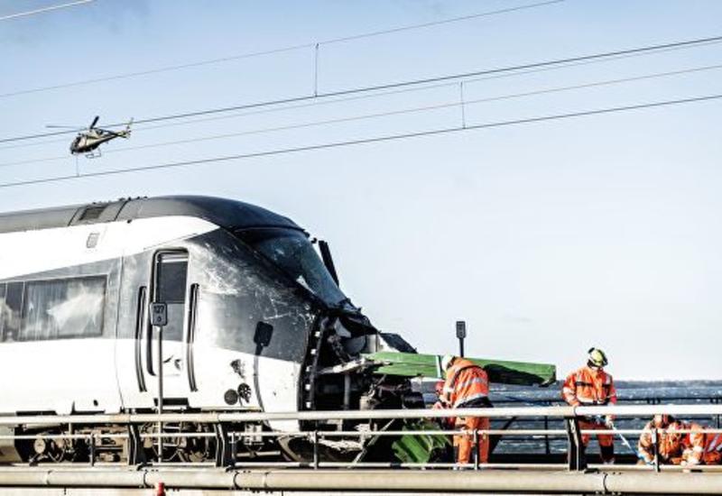 Число жертв железнодорожной аварии в Дании возросло до восьми человек