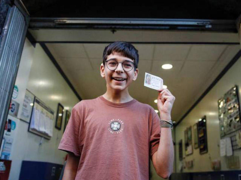 15 yaşlı oğlan lotereyada 200 min avro uddu