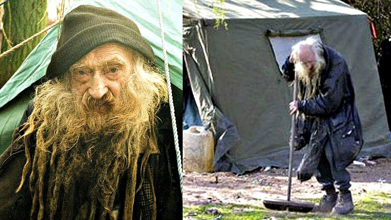 Этот старик не мылся 30 лет и жил в палатке прямо у дороги