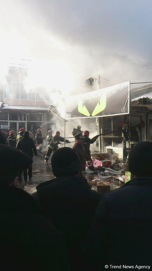 Крупный пожар в Азербайджане, сгорели шесть магазинов