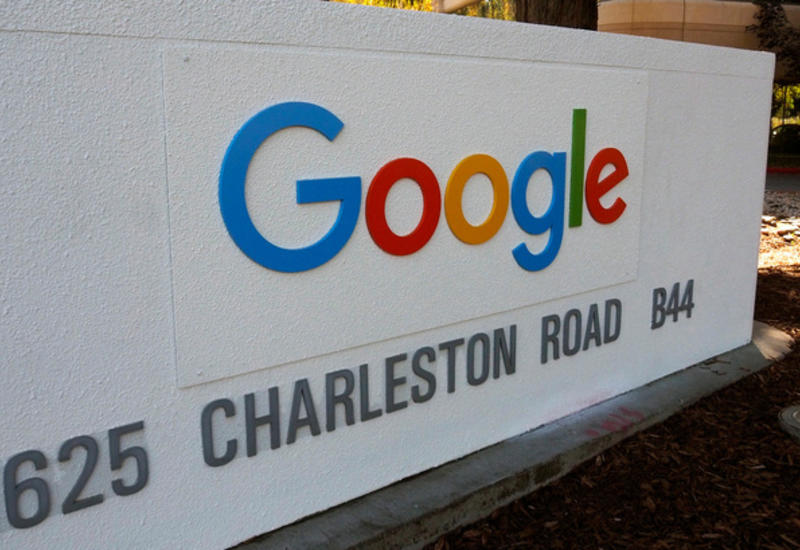 Акционеры подали в суд на Google