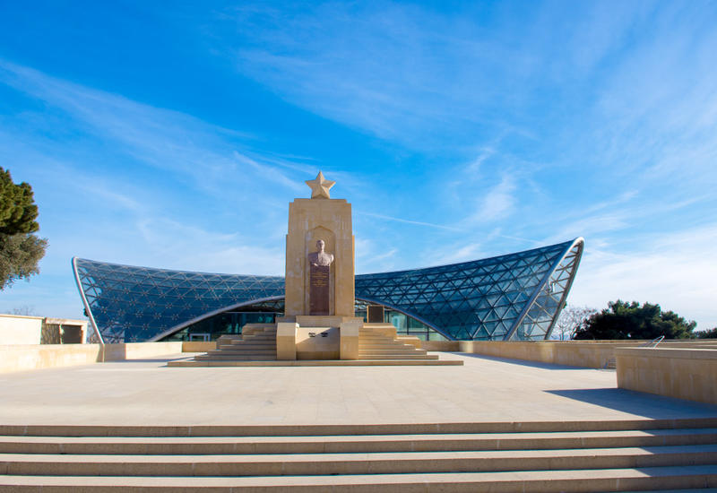 10 самых известных памятников в Азербайджане в память о Второй мировой войне