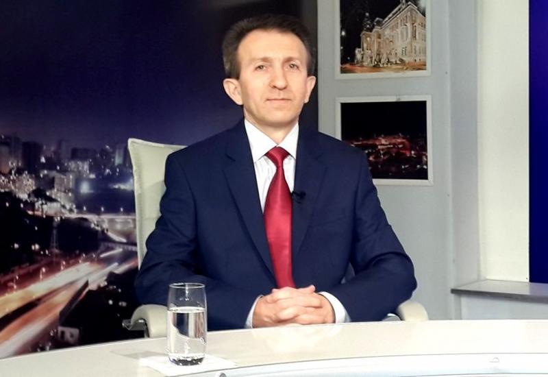 Эльчин Ахмедов: Президент Ильхам Алиев разоблачил фактами преступный режим Армении и его сторонников