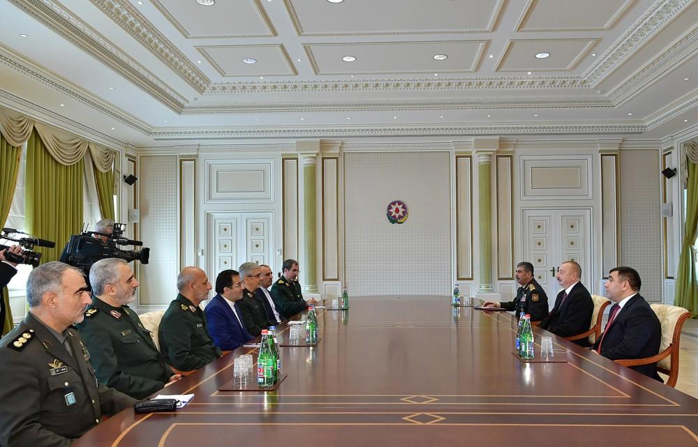 Президент Ильхам Алиев принял начальника Генштаба Ирана