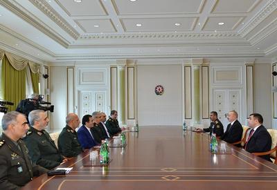 Президент Ильхам Алиев принял начальника Генштаба Ирана - ФОТО