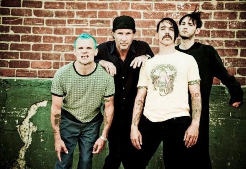 Red Hot Chilly Peppers дадут концерт у пирамид Гизы