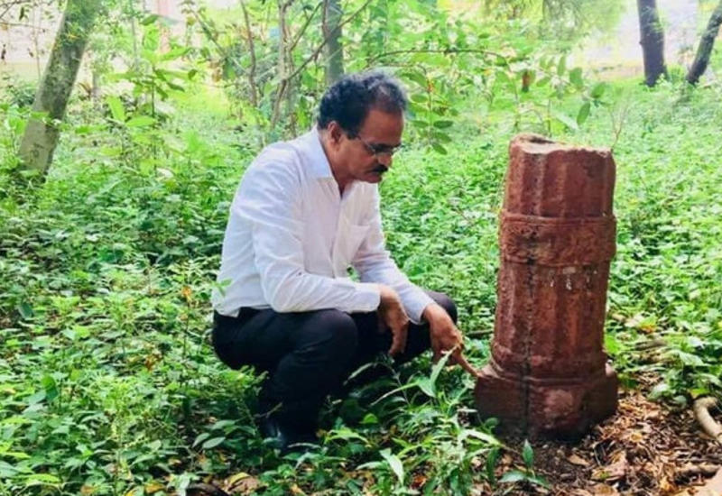 В Индии найдена уходящая под землю древняя плита