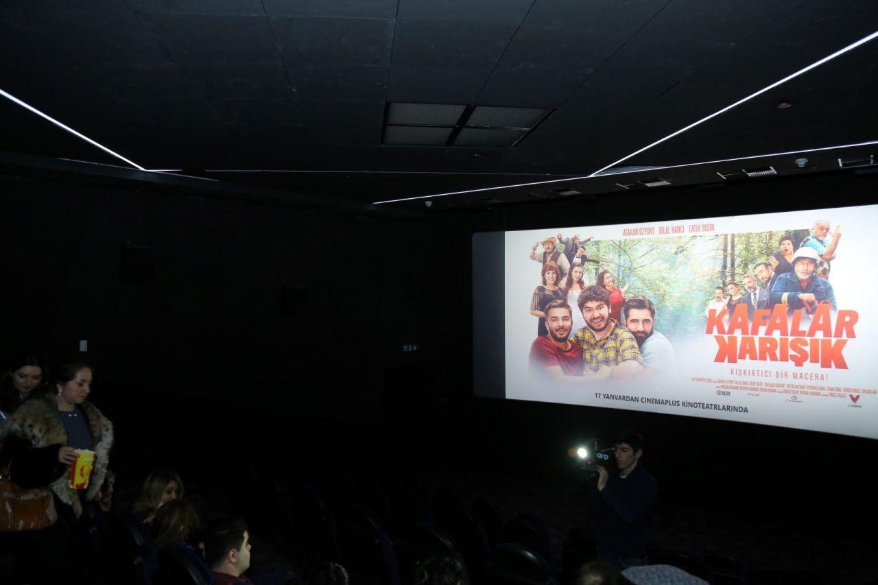 В CinemaPlus прошёл показ турецкой комедии "Kafalar karışıq" для представителей медиа